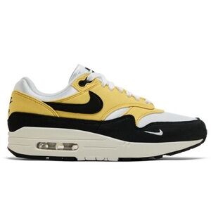 Nike air max 1
W
Brand new